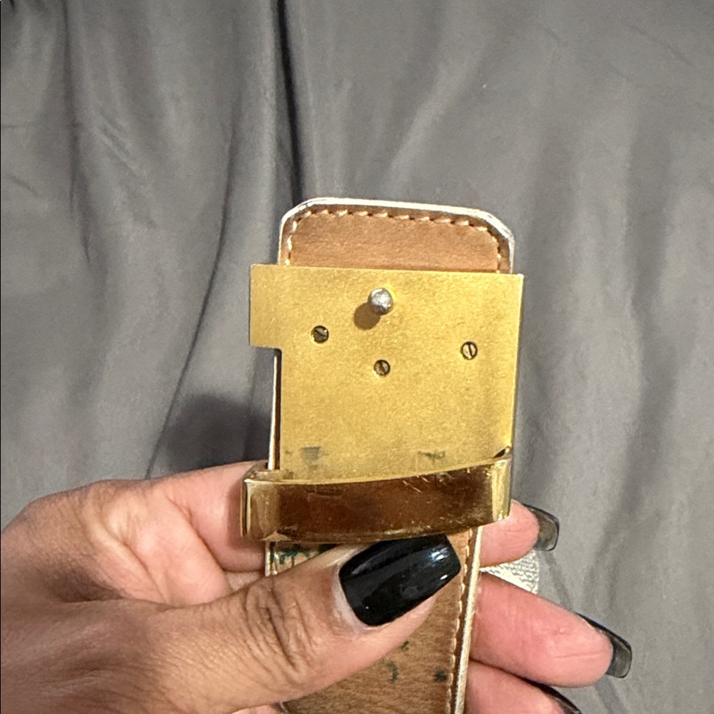 Authentic Louis Vuitton Leather Belt - Picture 3 of 10